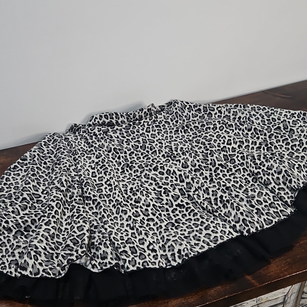 Leopard Print Skirt - Picture 6 of 9